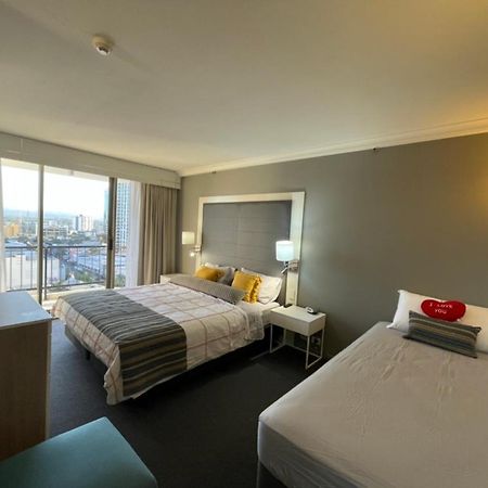 Luxury Apartment & Ocean View In Surfers Paradise Χρυσή Ακτή Εξωτερικό φωτογραφία